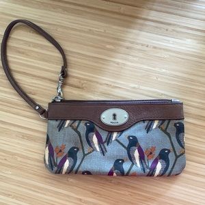 Fossil wristlet wallet